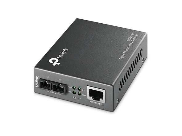 Gigabit Ethernet mediakonverter s referenciou MC200CM od značky TP-LINK