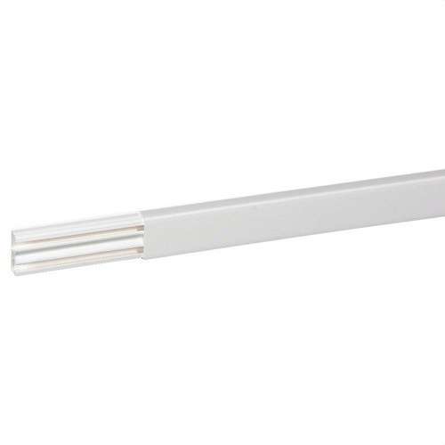 Kábelový kanál 40x16mm s 1 priečkou DLPLUS s referenciou 030021 od značky LEGRAND