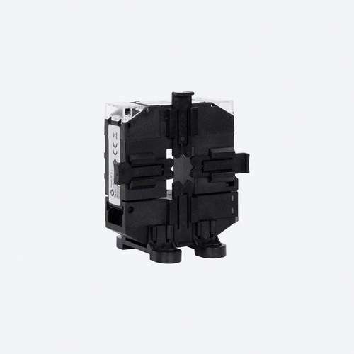 Prúdový transformátor TQ-6 100 /5A s referenciou M74023. od značky CIRCUTOR