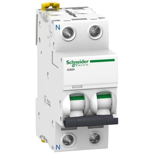 Magnetotermický IC60N 1P+N 32A Krivka C s referenciou A9F79632 od značky SCHNEIDER ELECTRIC