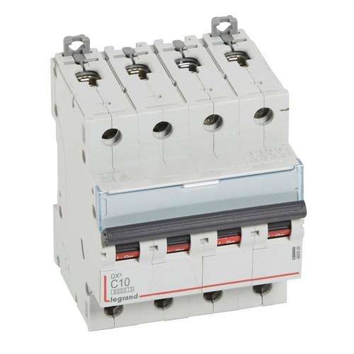 Magnetotermický DX3 4P 10A Krivka C 6/10kA s referenciou 407926 od značky LEGRAND
