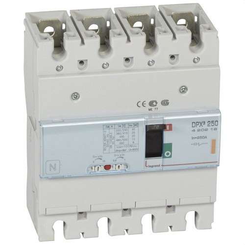 Automatický MCCB DPX³ 250 istič 4P Icu 25 kA s referenciou 420219 od značky LEGRAND