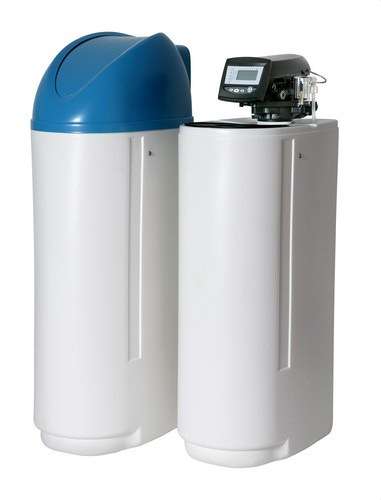 Domáci zmäkčovač vody ATH Compact 700/030V 30 litrov s referenciou 303281 od značky ATH