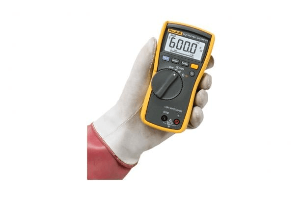 Fluke 113 Digital Multimeter with reference 3088053 from the brand FLUKE