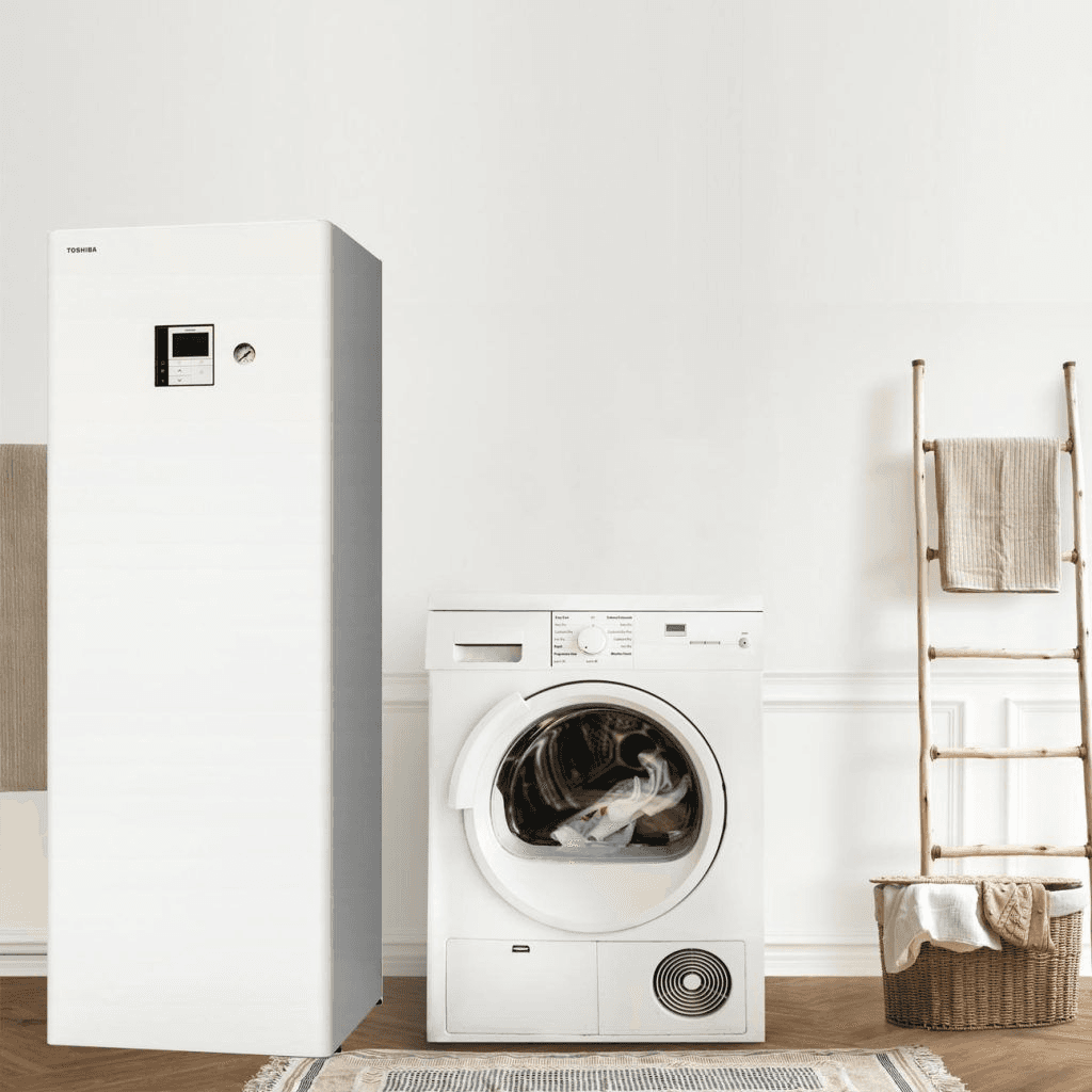 Súprava aerotermiky Toshiba Estía All-In-One Mini 55 4 kW 210 litrov s referenciou ESTIAALLINONEMINI55 od značky TOSHIBA