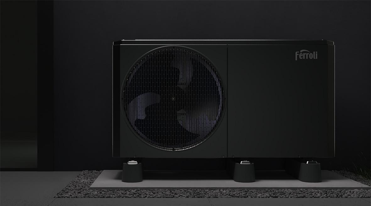 Tepelné čerpadlo aerotermia monoblok R290 Ferroli OMNIA Life M 4 kW s ovládačom s referenciou 4B4770049 od značky FERROLI